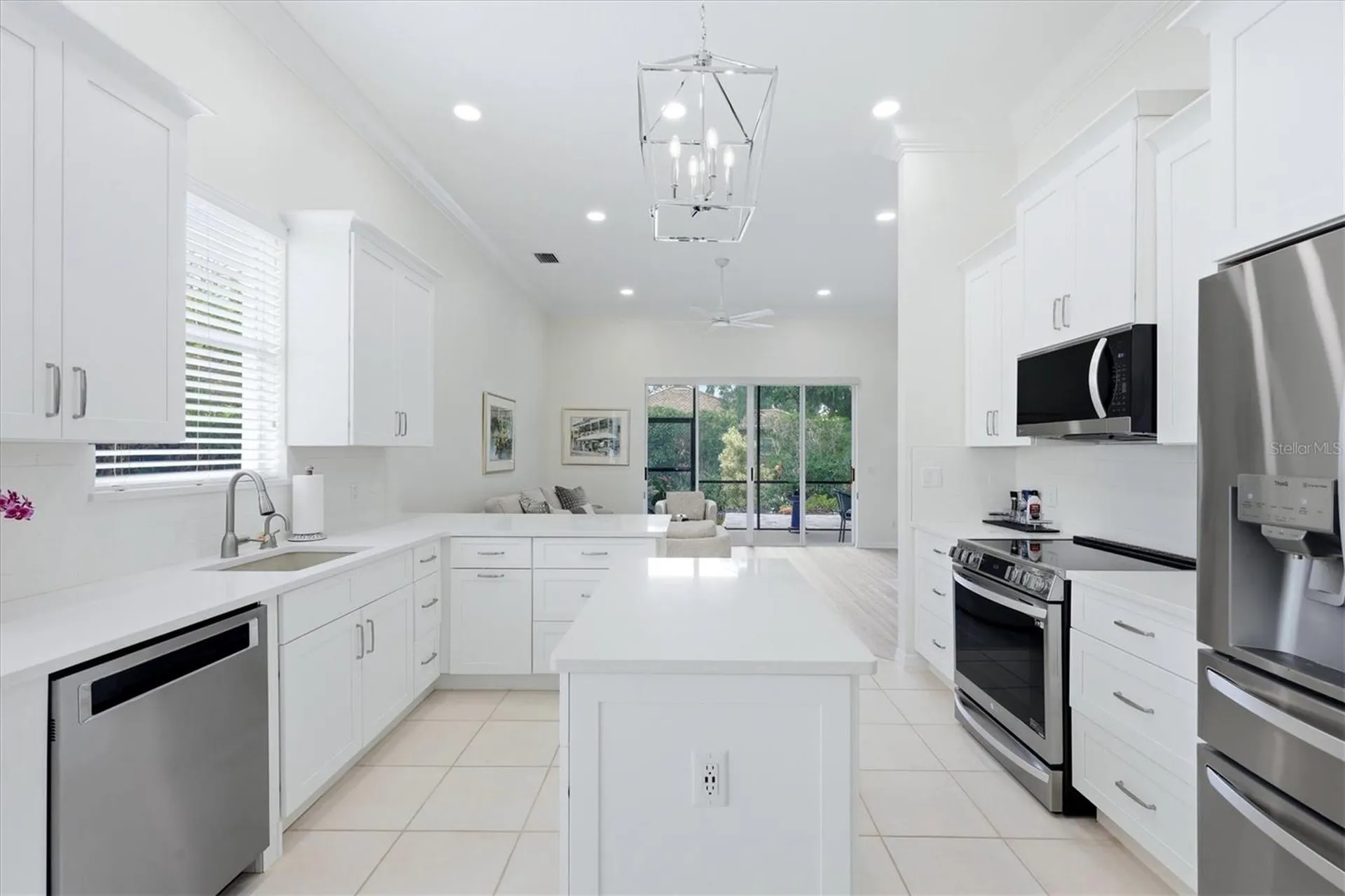 6828 Bay Hill Drive Bradenton FL 34202