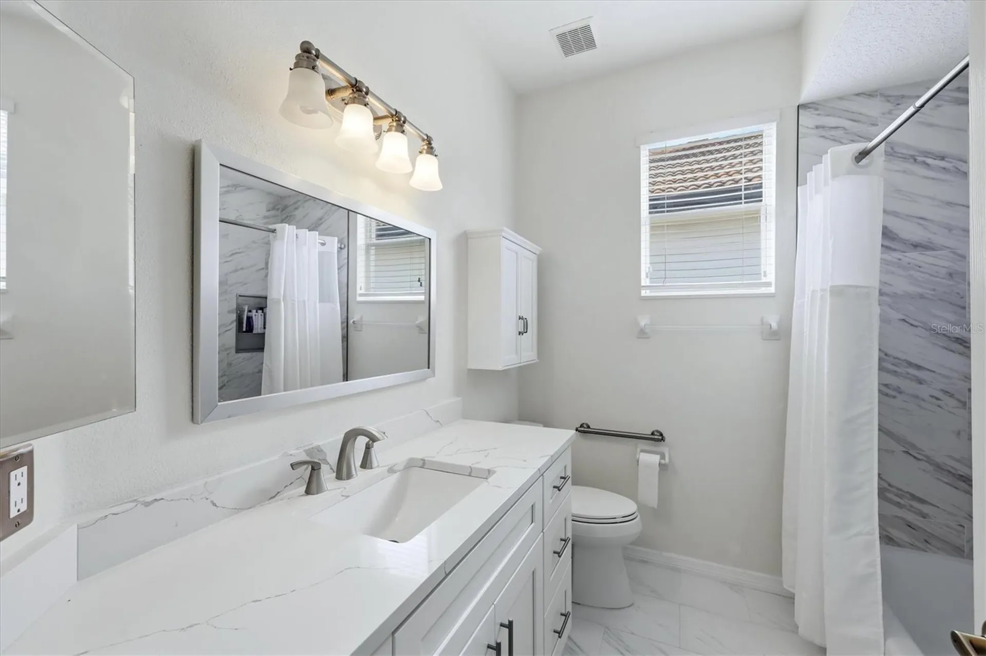 6828 Bay Hill Drive Bradenton FL 34202