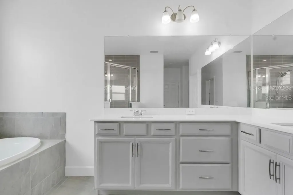 6214 Sea Amber Lane Apollo Beach FL 33572