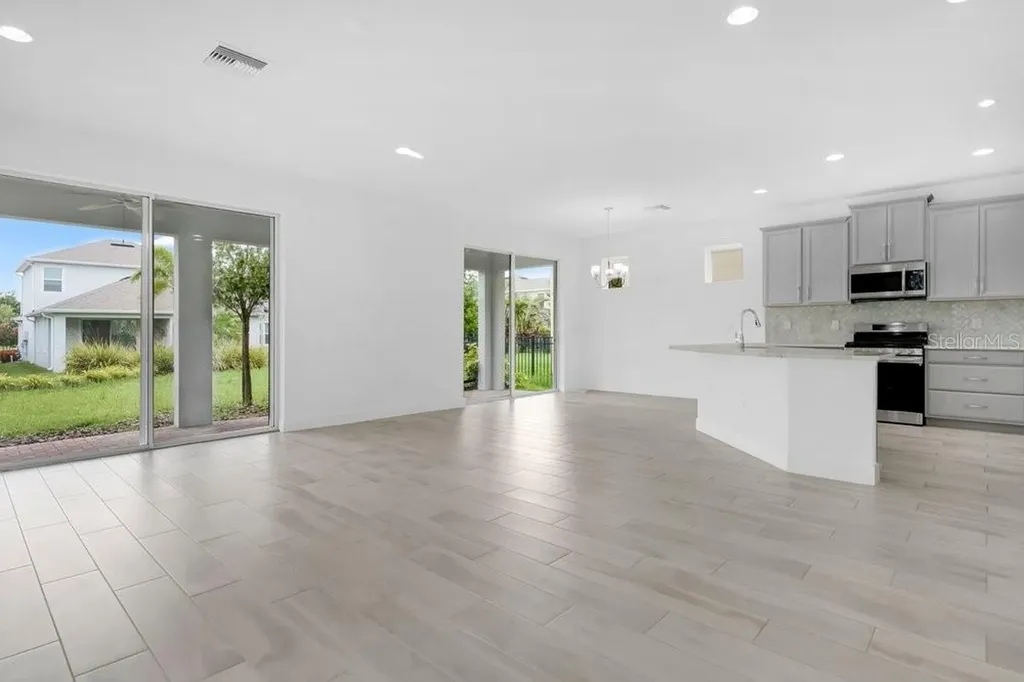 6214 Sea Amber Lane Apollo Beach FL 33572