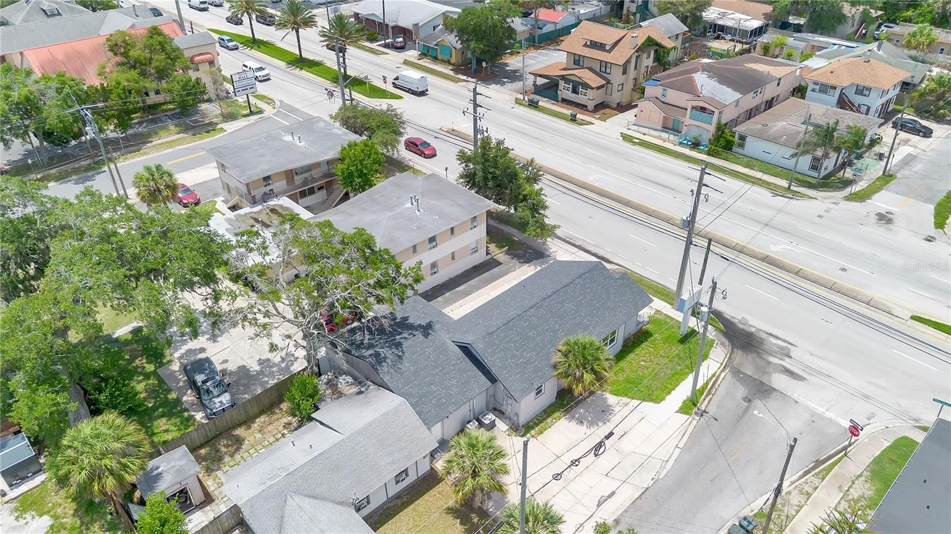 547 N Ridgewood Avenue Daytona Beach FL 32114