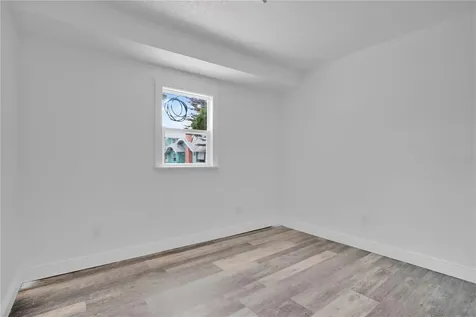 547 N Ridgewood Avenue Daytona Beach FL 32114