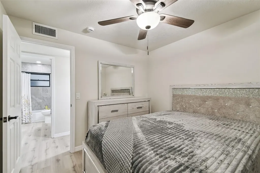 6551 S West Shore Circle Tampa FL 33616