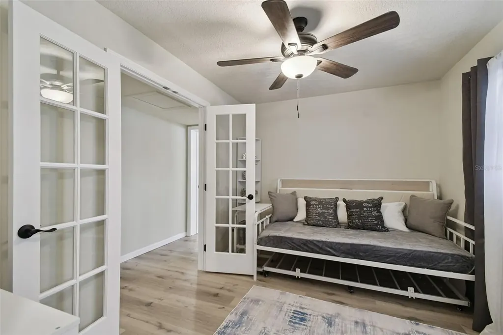 6551 S West Shore Circle Tampa FL 33616