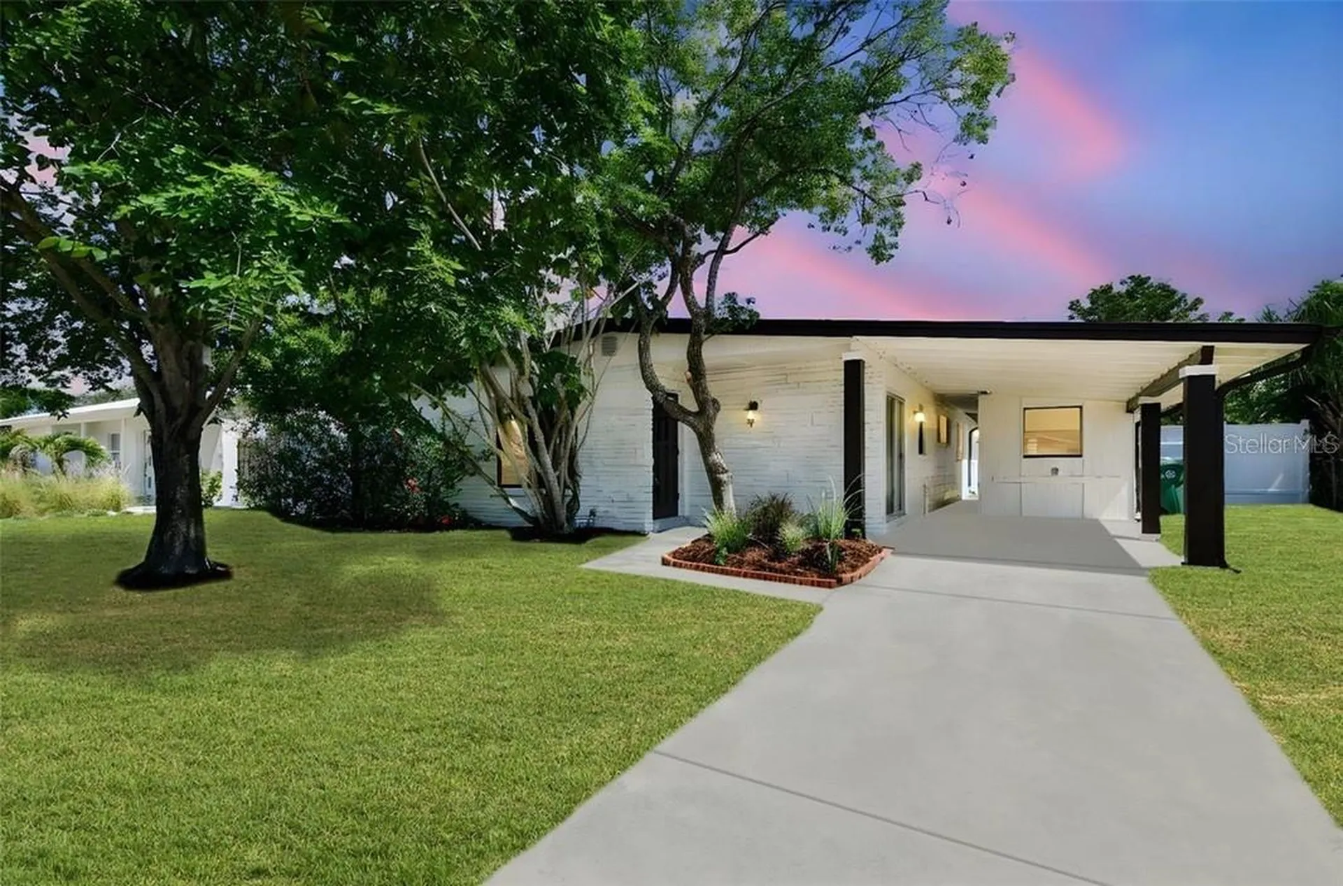 6551 S West Shore Circle Tampa FL 33616