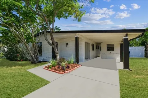 6551 S West Shore Circle Tampa FL 33616