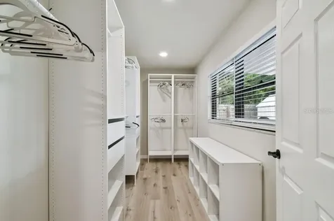 6551 S West Shore Circle Tampa FL 33616