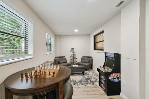 6551 S West Shore Circle Tampa FL 33616