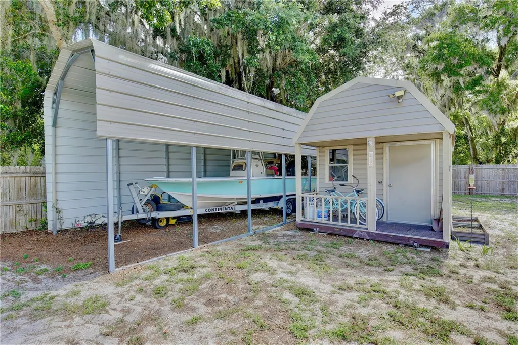 32104 Harris Road Tavares FL 32778