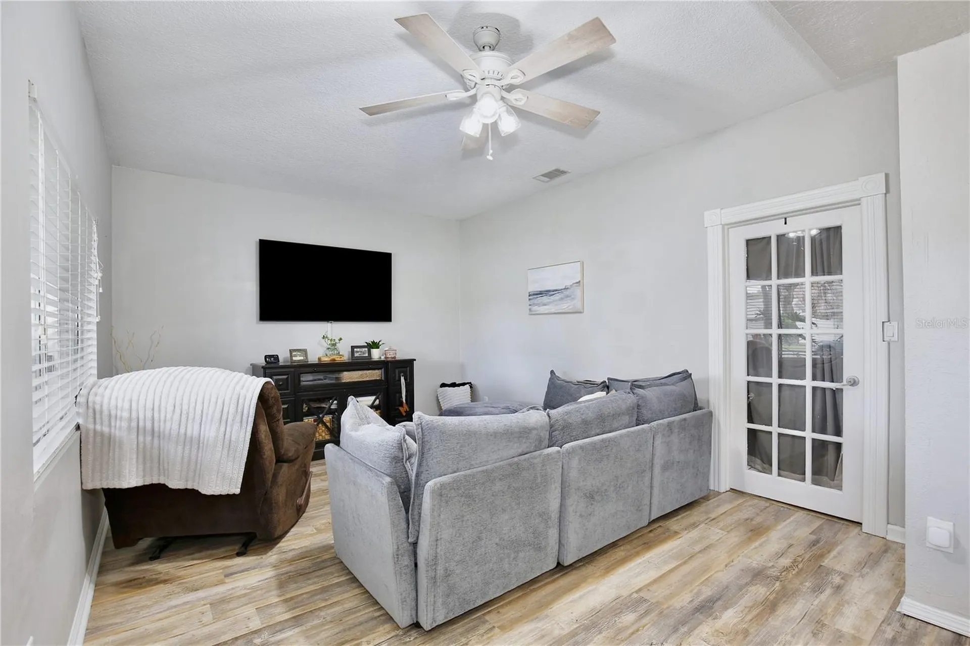 32104 Harris Road Tavares FL 32778