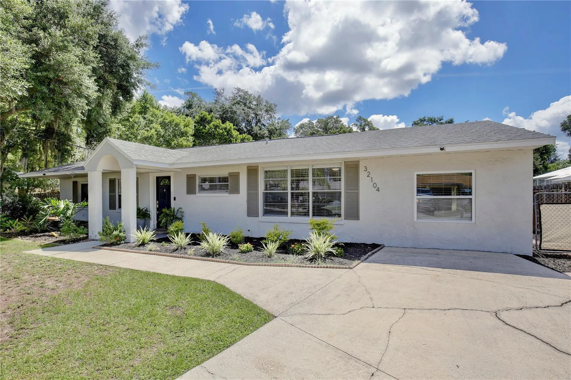 32104 Harris Road Tavares FL 32778