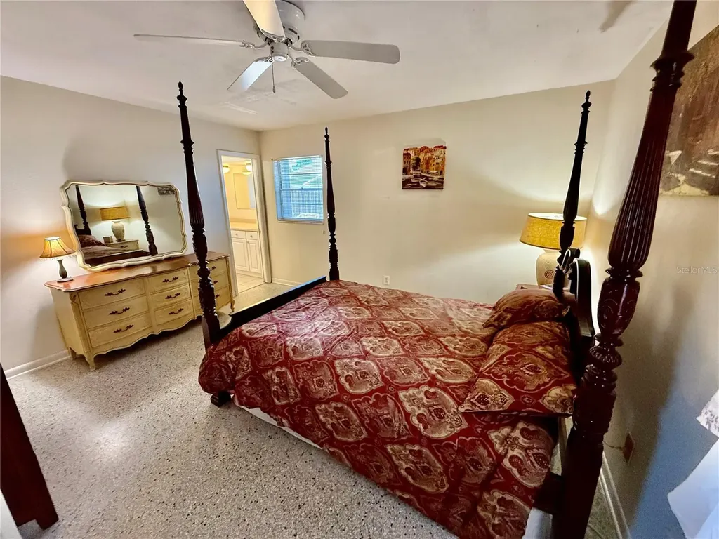 1004 Connecticut Road Tarpon Springs FL 34689