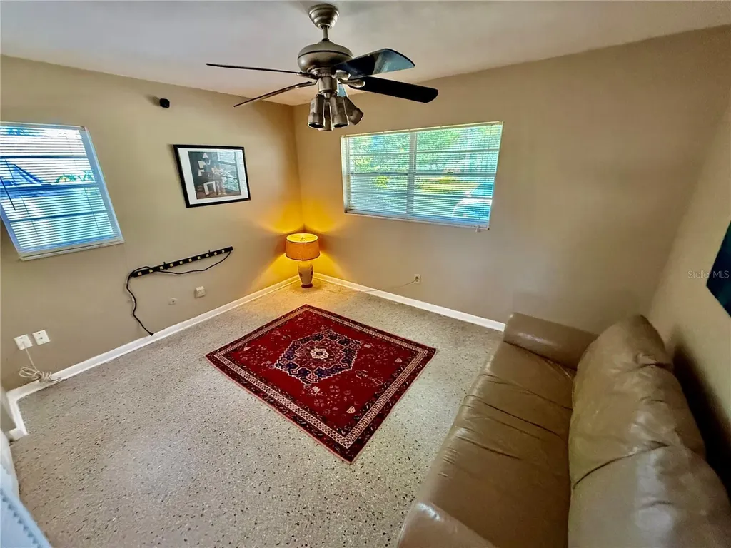 1004 Connecticut Road Tarpon Springs FL 34689