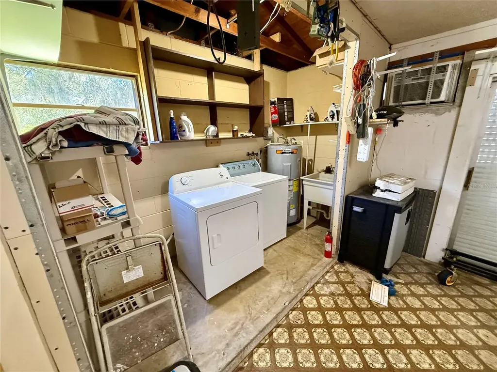 1004 Connecticut Road Tarpon Springs FL 34689