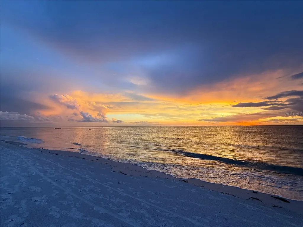 1004 Connecticut Road Tarpon Springs FL 34689