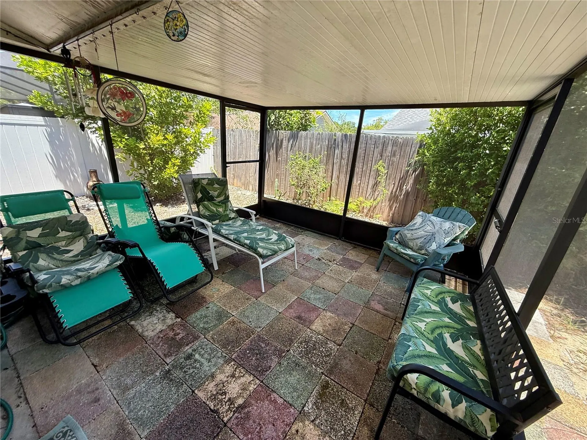 1004 Connecticut Road Tarpon Springs FL 34689