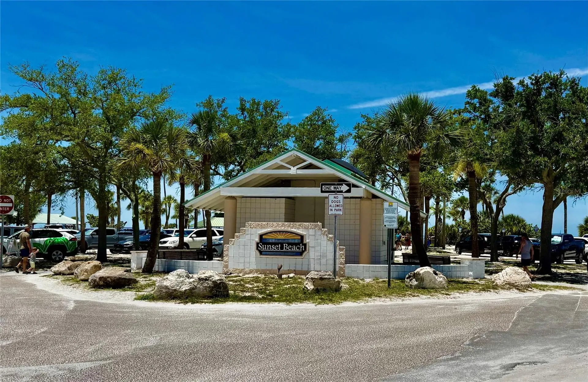 1004 Connecticut Road Tarpon Springs FL 34689