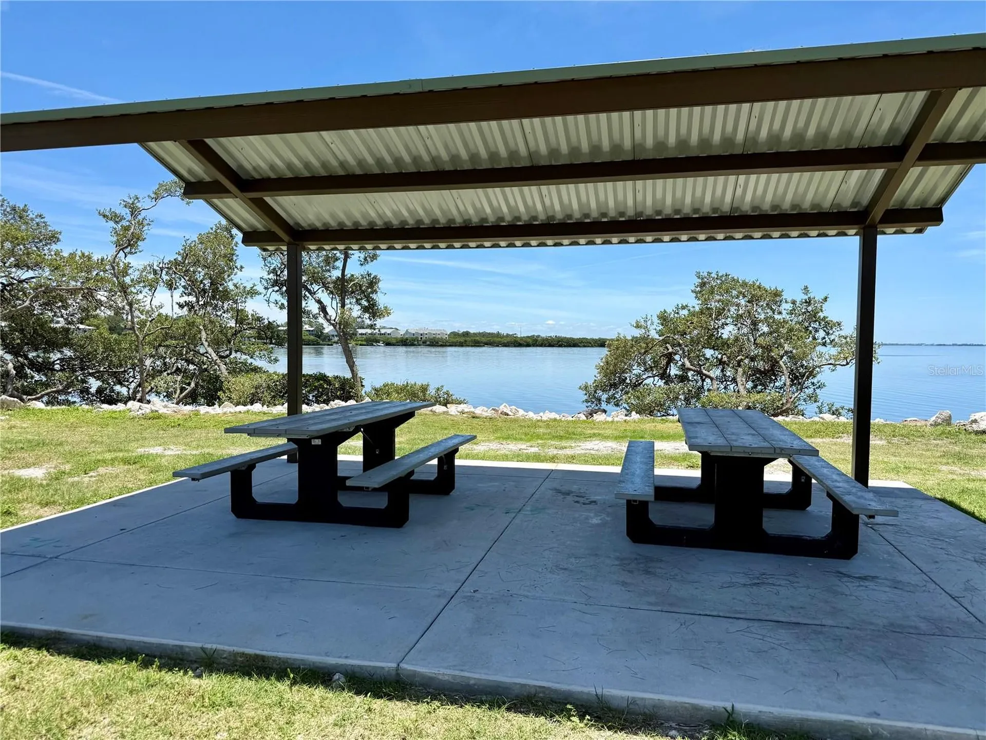 1004 Connecticut Road Tarpon Springs FL 34689