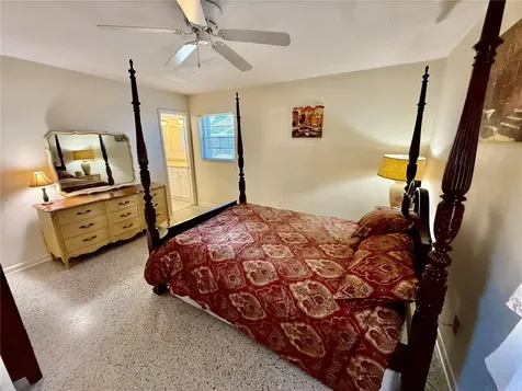 1004 Connecticut Road Tarpon Springs FL 34689