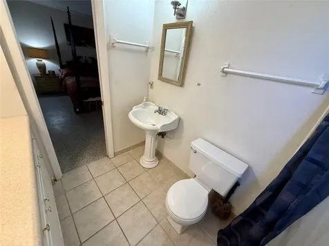 1004 Connecticut Road Tarpon Springs FL 34689