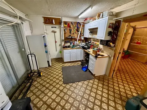 1004 Connecticut Road Tarpon Springs FL 34689
