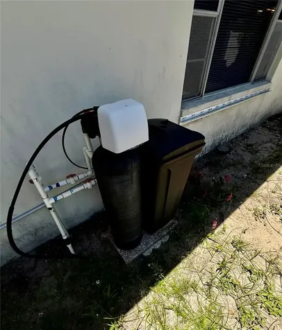 1004 Connecticut Road Tarpon Springs FL 34689