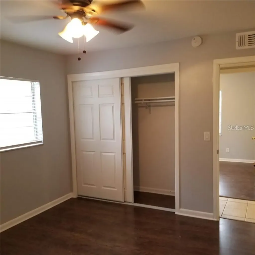 6717 Mornay Tampa FL 33615