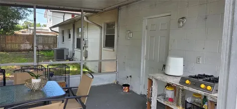 6717 Mornay Tampa FL 33615