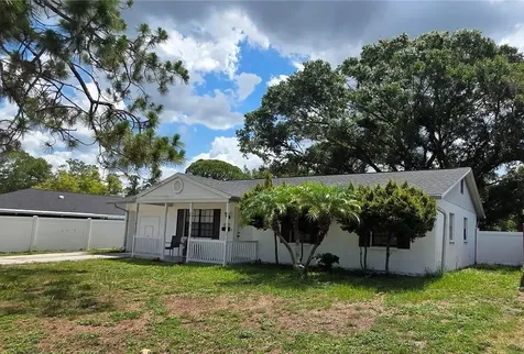 6717 Mornay Tampa FL 33615