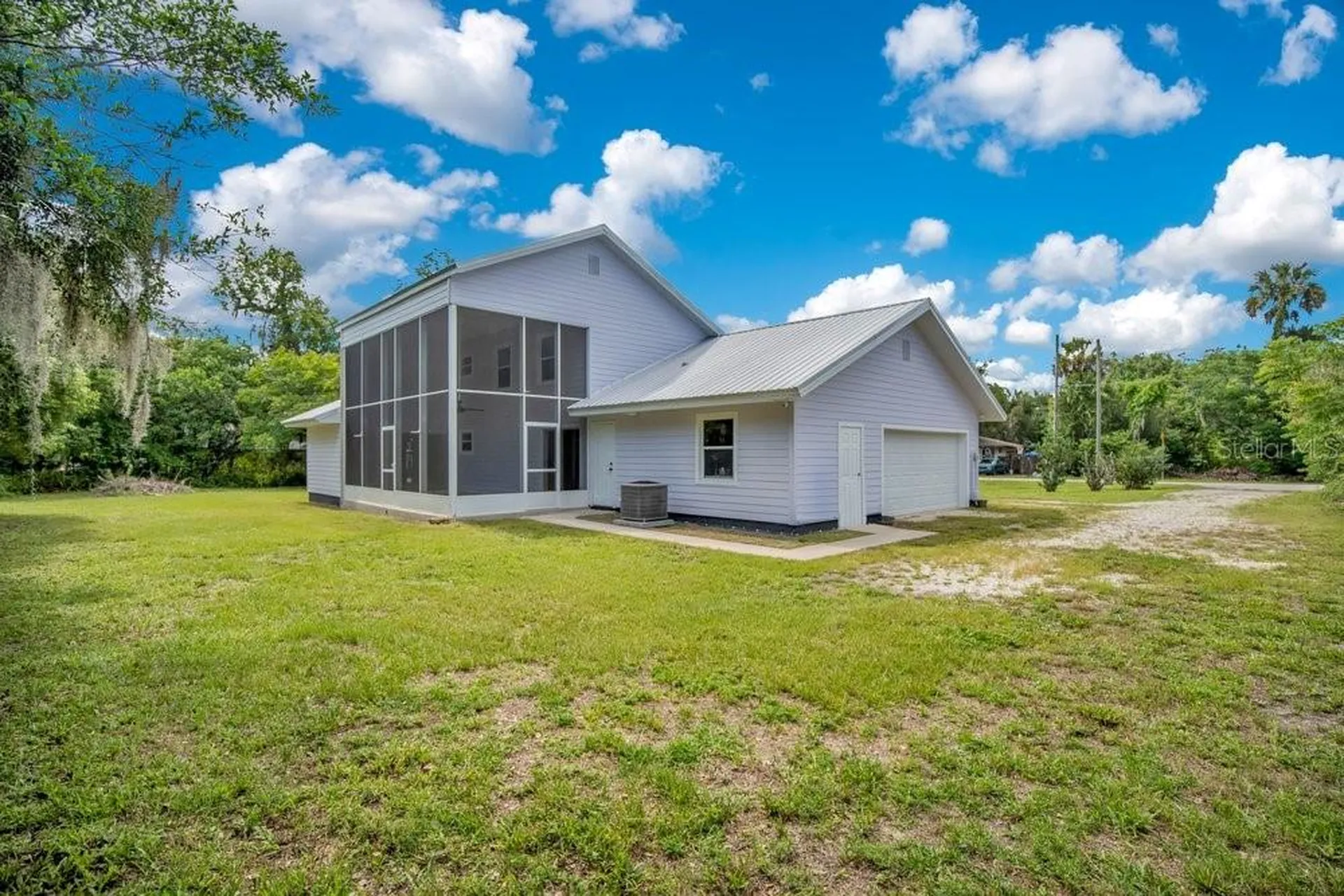 110 W Washington Avenue Deland FL 32720