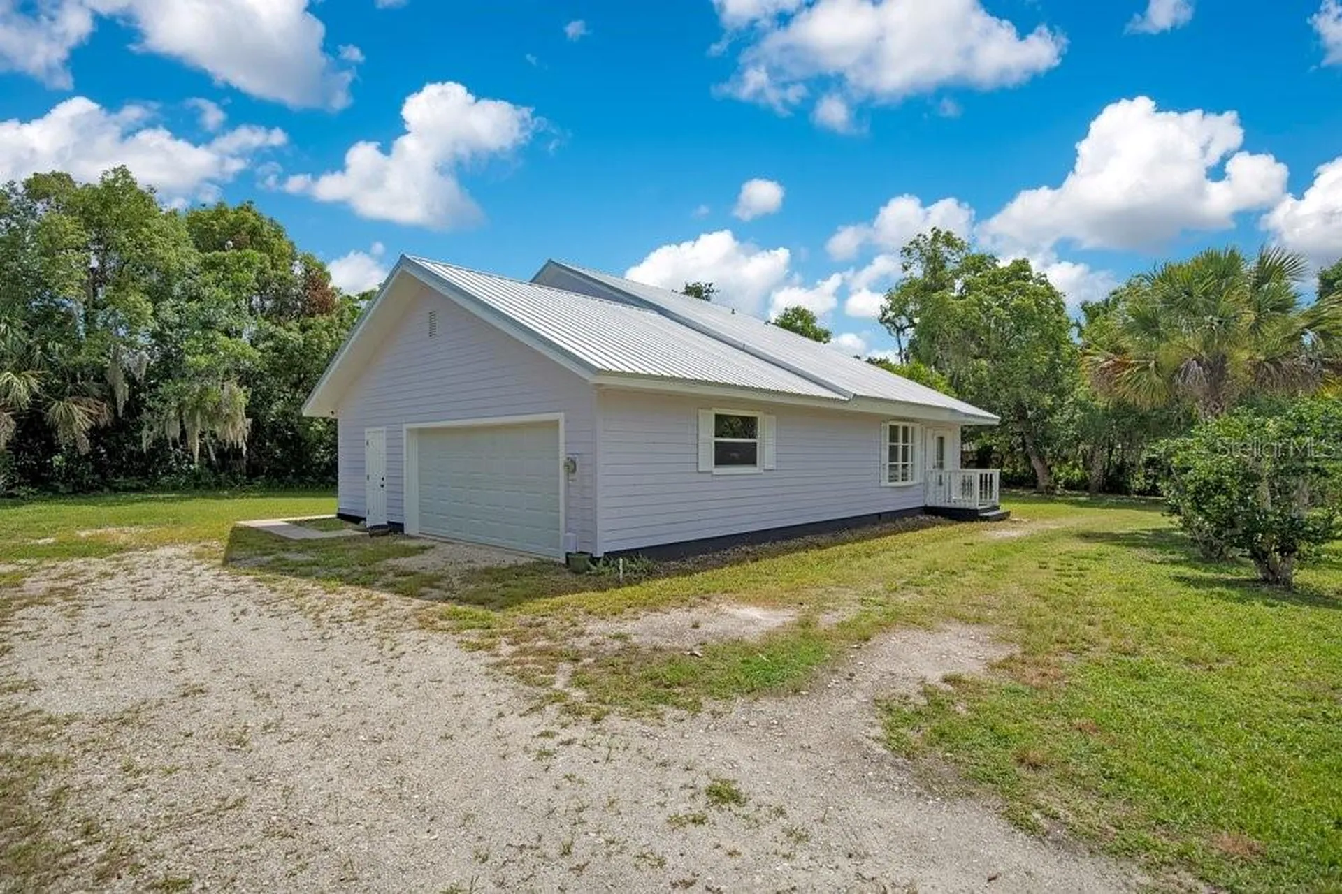 110 W Washington Avenue Deland FL 32720