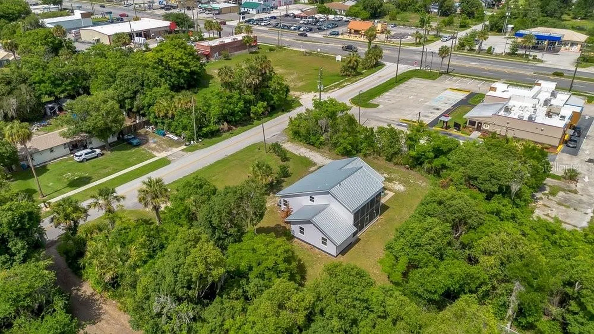 110 W Washington Avenue Deland FL 32720
