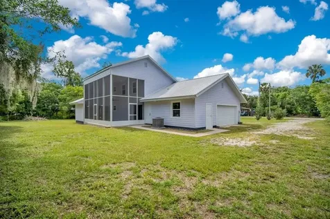 110 W Washington Avenue Deland FL 32720