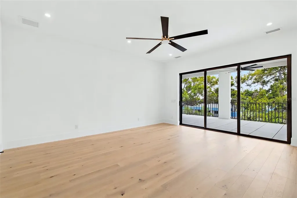 1870 Jasmine Drive Sarasota FL 34239
