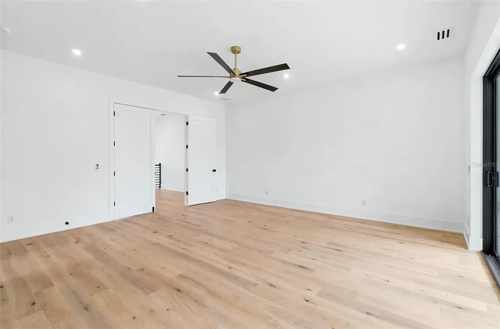 1870 Jasmine Drive Sarasota FL 34239