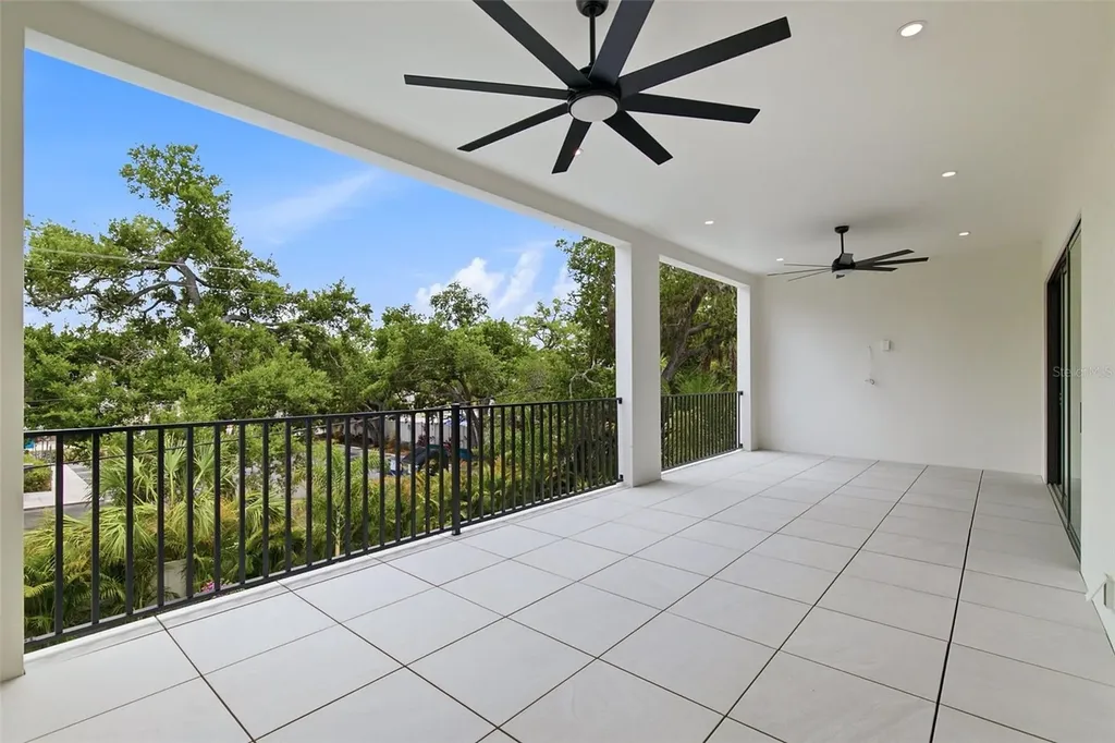1870 Jasmine Drive Sarasota FL 34239