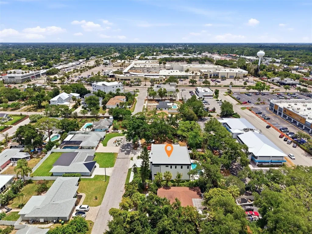 1870 Jasmine Drive Sarasota FL 34239