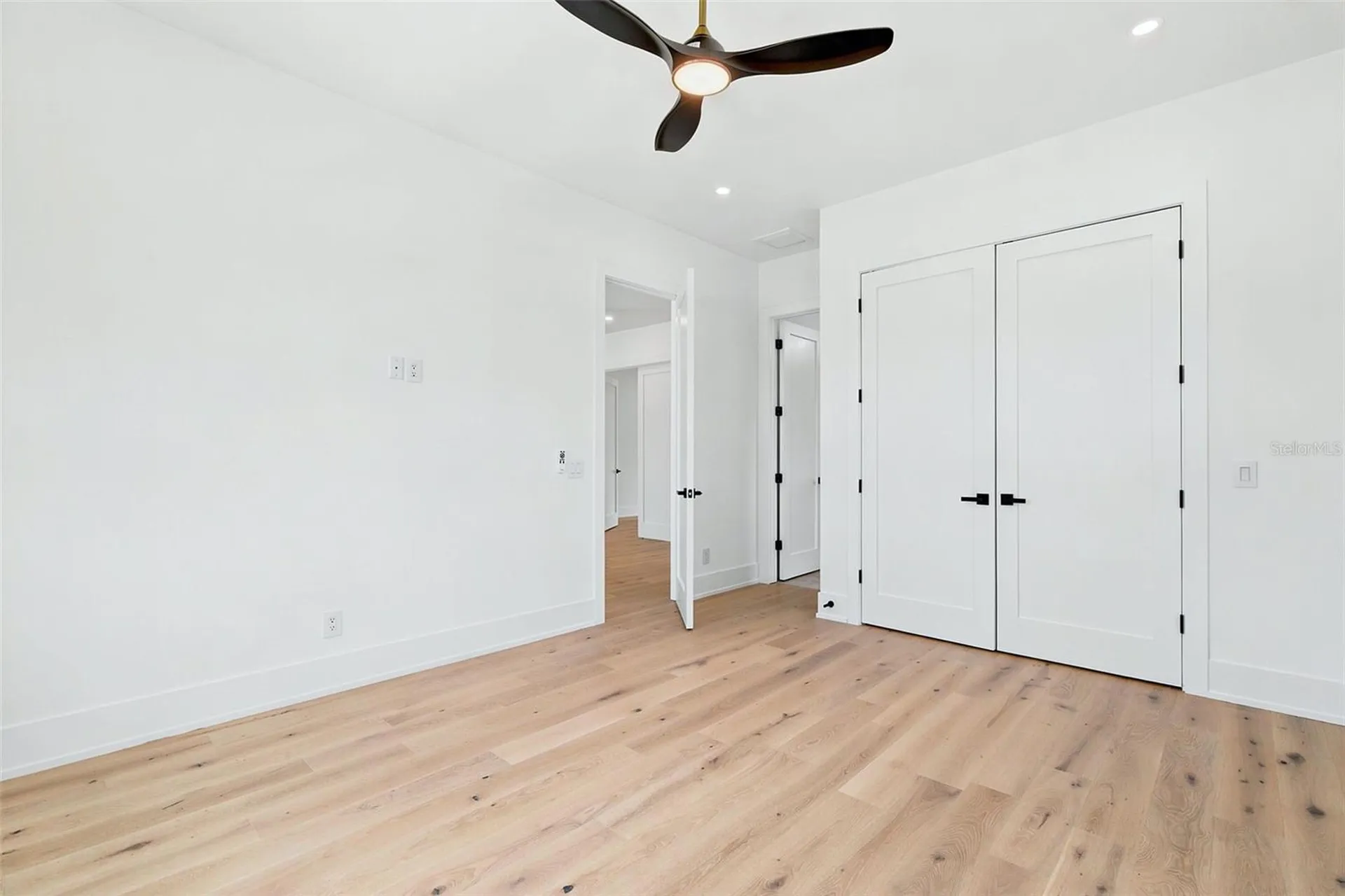 1870 Jasmine Drive Sarasota FL 34239