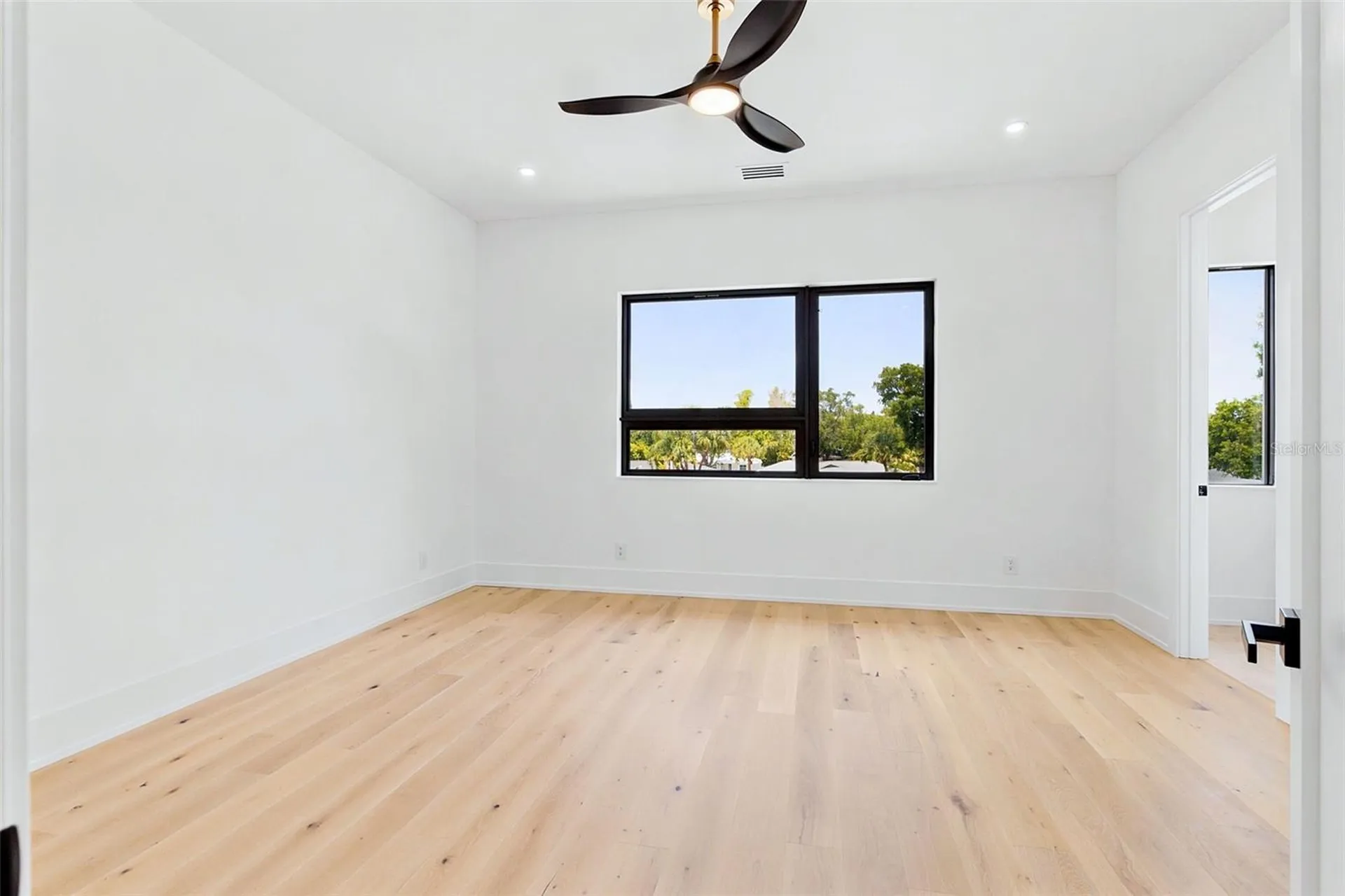 1870 Jasmine Drive Sarasota FL 34239