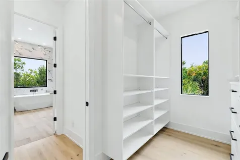 1870 Jasmine Drive Sarasota FL 34239