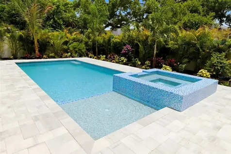 1870 Jasmine Drive Sarasota FL 34239