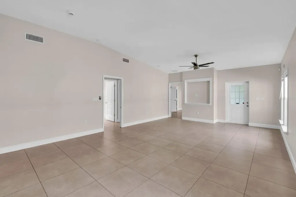 124 Tucker Avenue Sarasota FL 34232