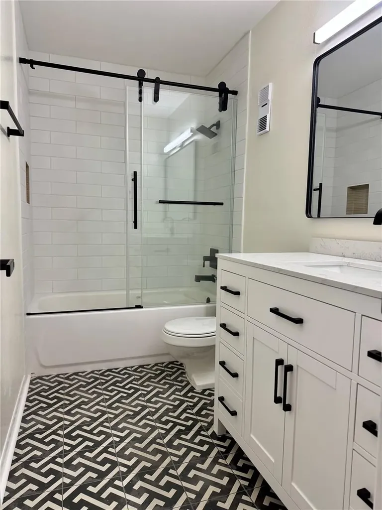 3819 N Oak Drive Tampa FL 33611