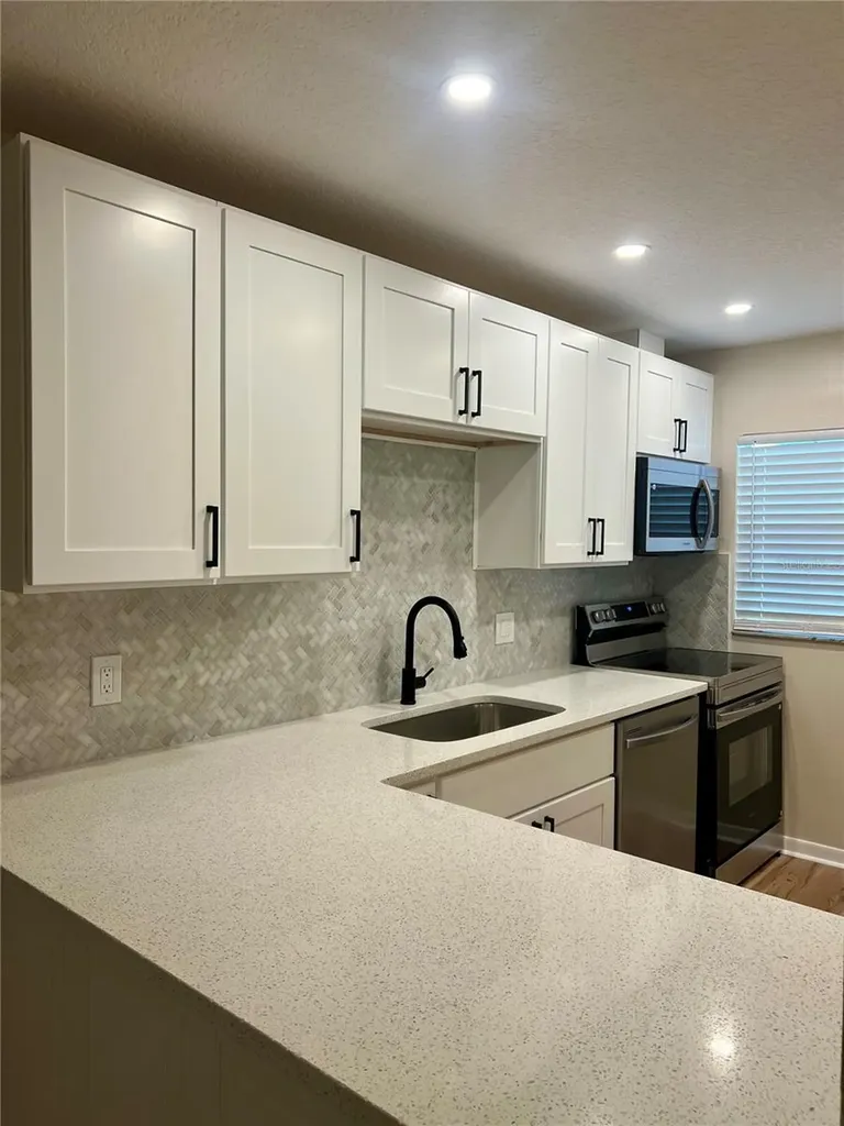 3819 N Oak Drive Tampa FL 33611