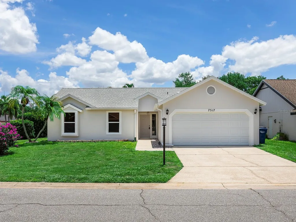 7517 38th Street Circle E Sarasota FL 34243