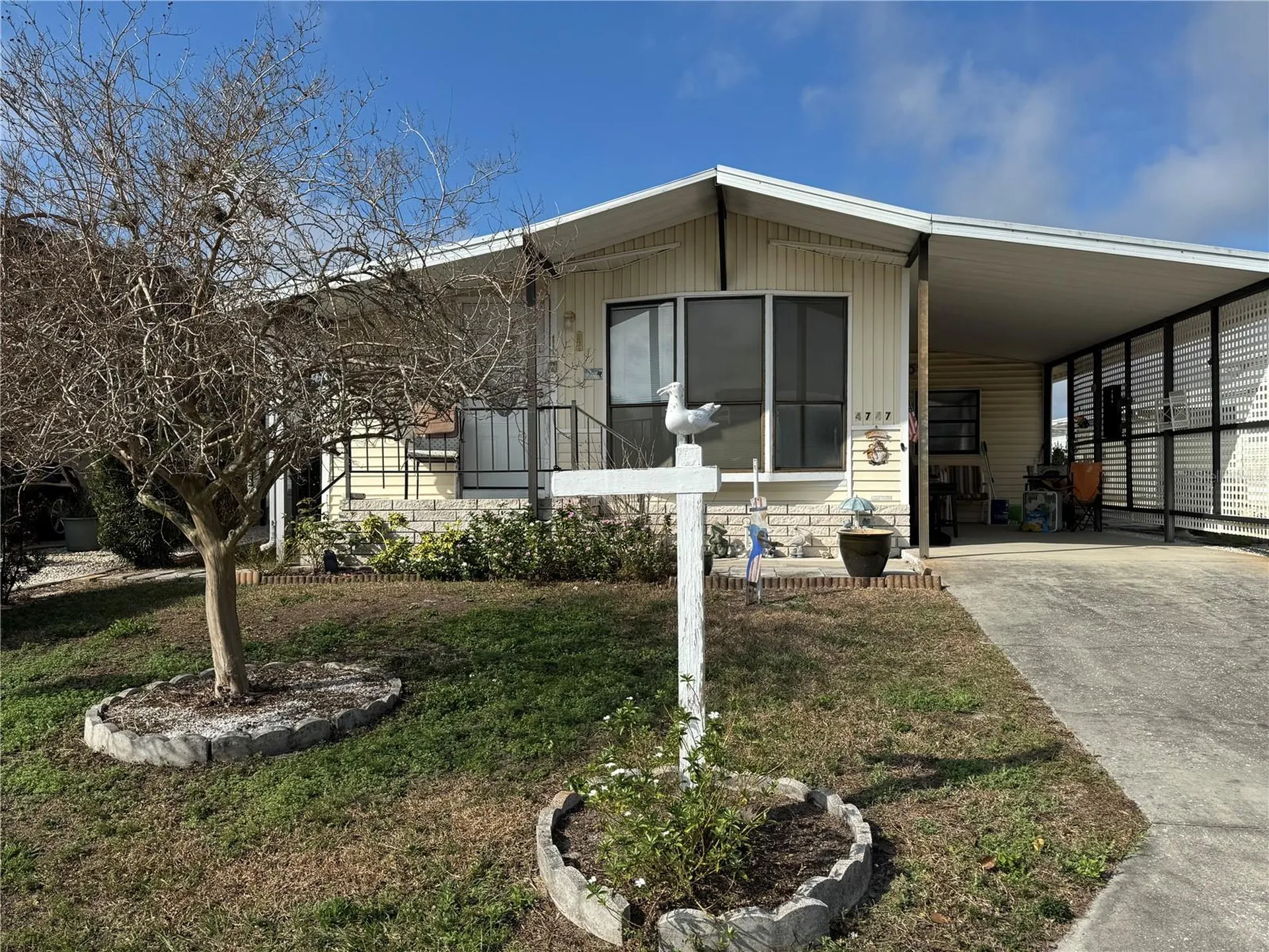 4747 Bobby Avenue Zephyrhills FL 33541