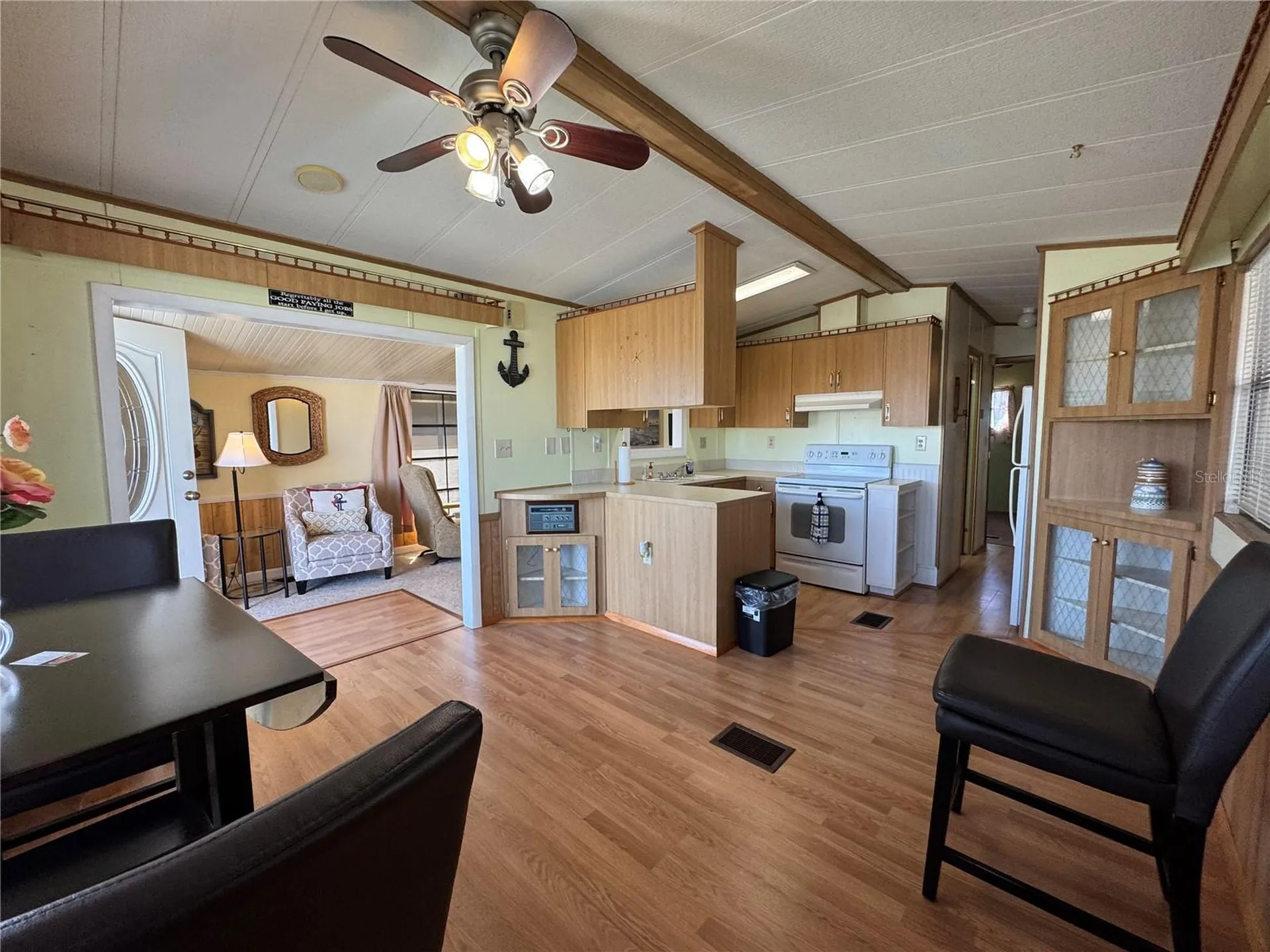 4747 Bobby Avenue Zephyrhills FL 33541