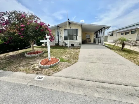 4747 Bobby Avenue Zephyrhills FL 33541
