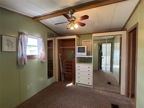 4747 Bobby Avenue Zephyrhills FL 33541