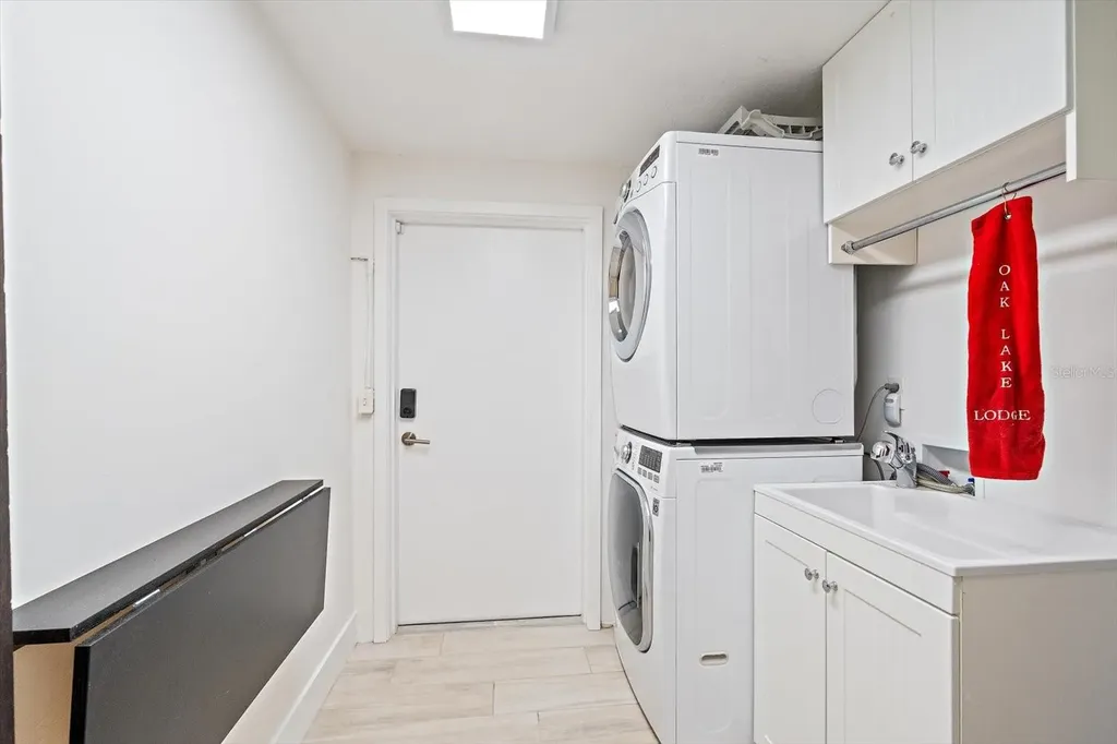 4271 Lago Way Sarasota FL 34241